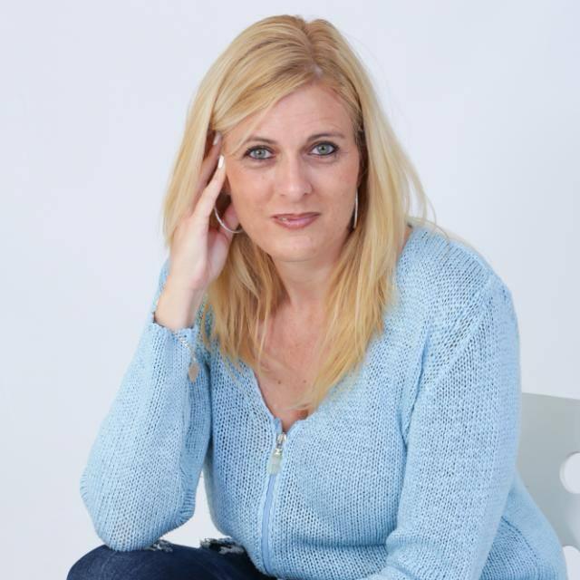 Sandra — H&M Flooring team